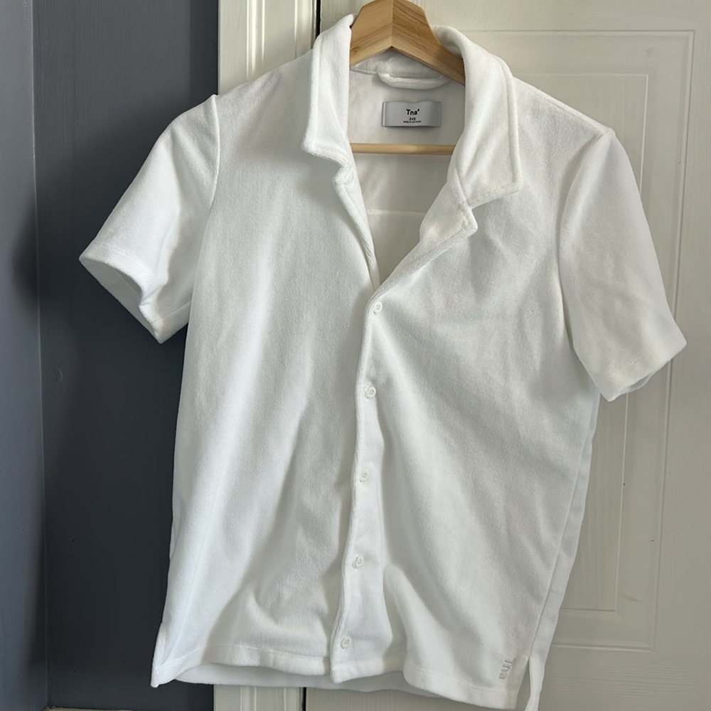 Aritzia Artega Button up in White